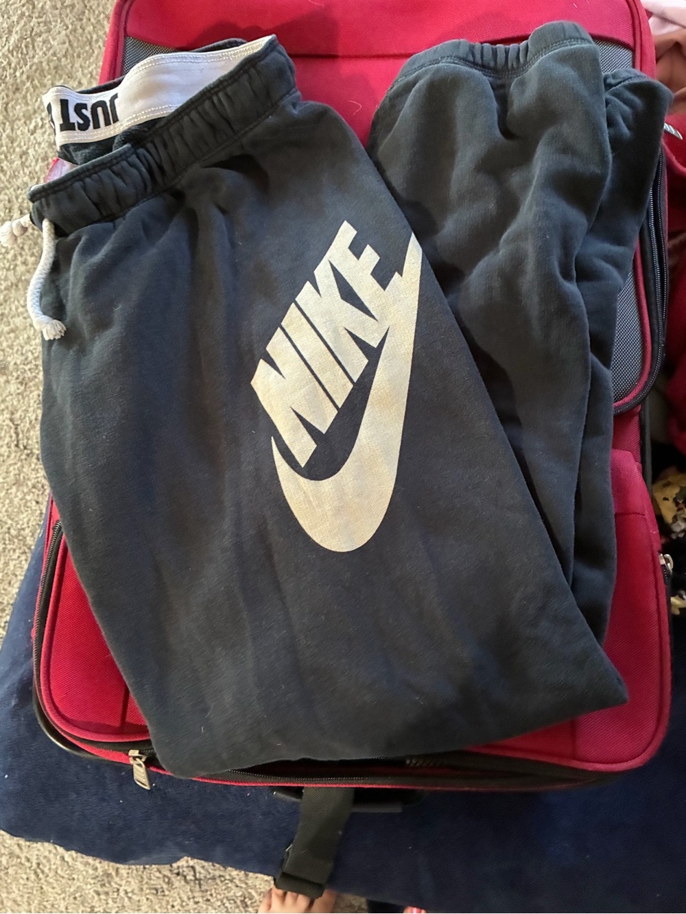 Nike Women’s Black Sweatpants with Logo